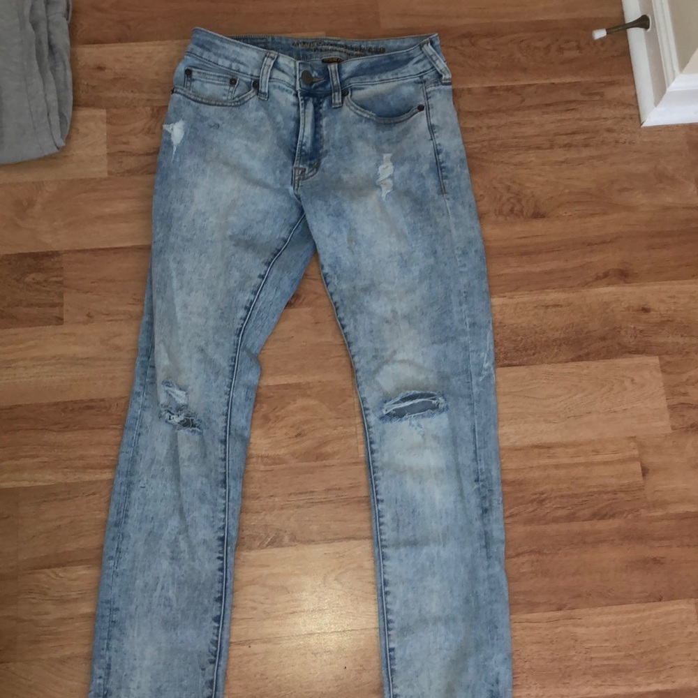 American Eagle bleached ripped jeans